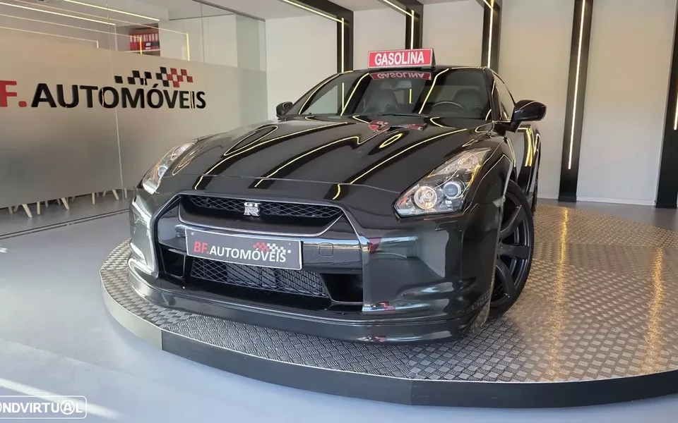 Nissan GT-R Black Edition