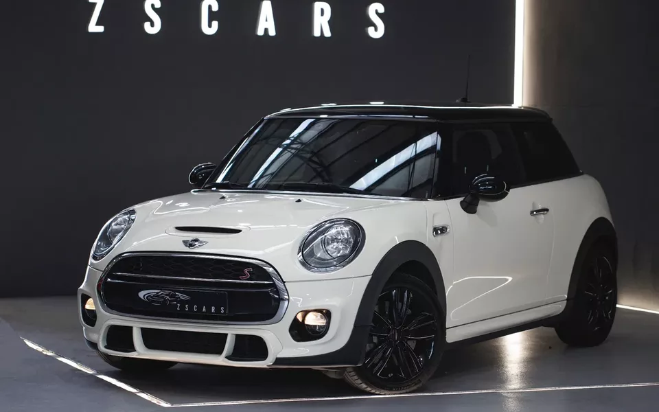 MINI 3 Portas Cooper S Auto Desportiva