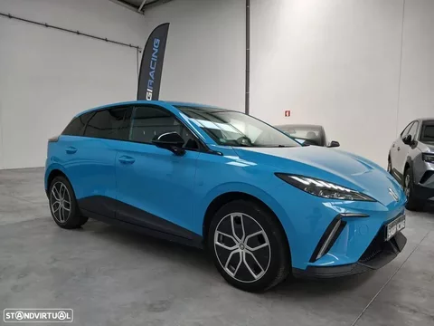 MG MG4 64 kWh Luxury