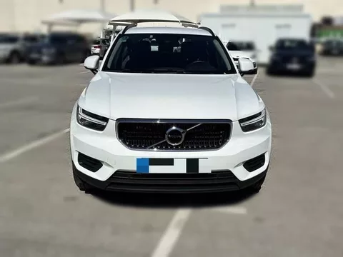 VOLVO XC40 XC40 T2 Momentum Core