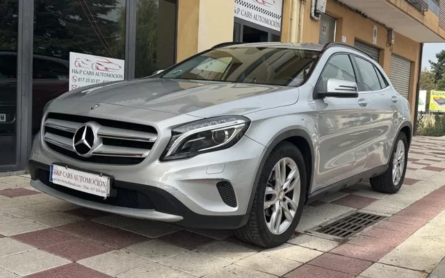 MERCEDES-BENZ Clase GLA GLA 200CDI Urban 7G-DCT