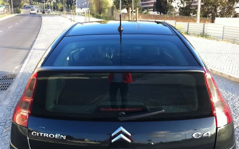 Citroën C4 1.6 HDi 110 VTR Pack