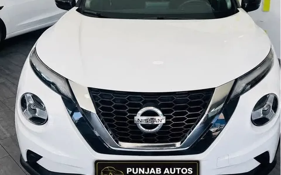 Nissan Juke ver-1-0-dig--t-acenta-dct