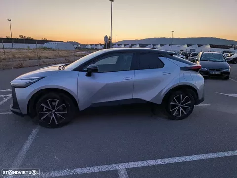 Toyota C-HR 2.0 HDF Plug-in Square Collection