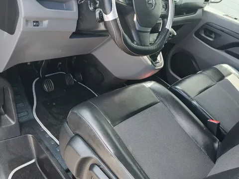 Opel Vivaro 2.0 CDTi L3H1 Essentia
