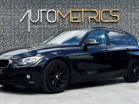 BMW 318 2013 d Line Sport