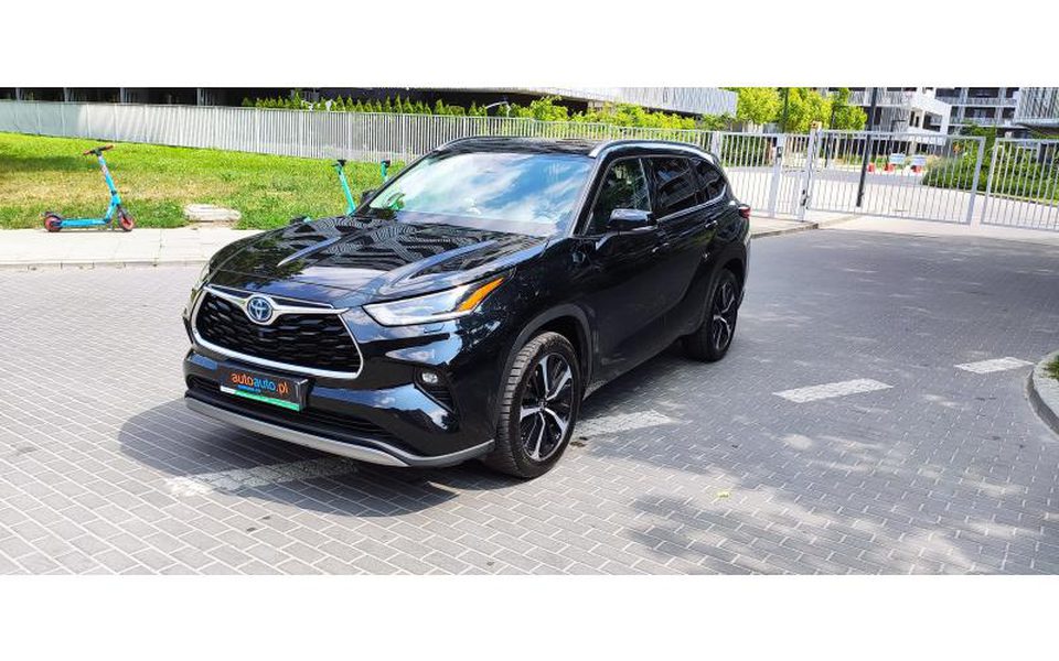 Toyota HIGHLANDER 2022