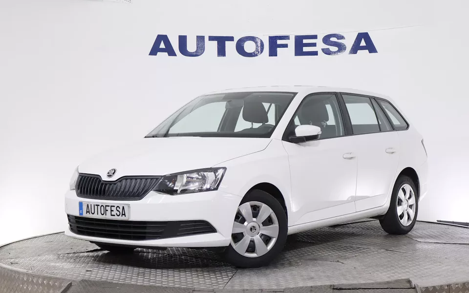 Skoda Fabia 1.0 COMBI 75CV 5P S/S # PARKTRONIC