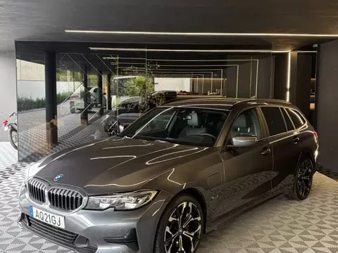 BMW 320 e Line Sport Auto