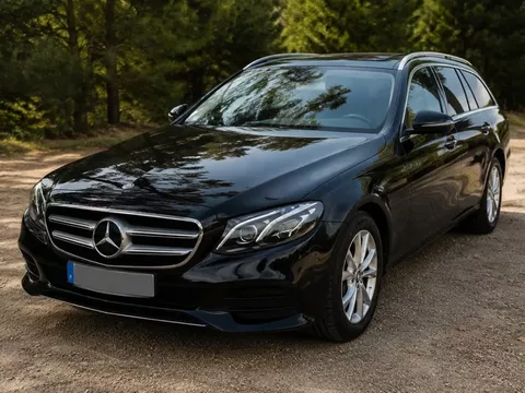 Mercedes-Benz E 220 d Avantgarde