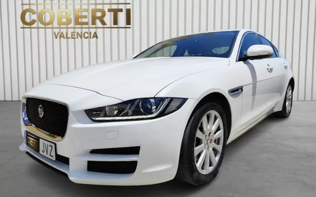 JAGUAR XE XE 2.0 Diesel Pure 180