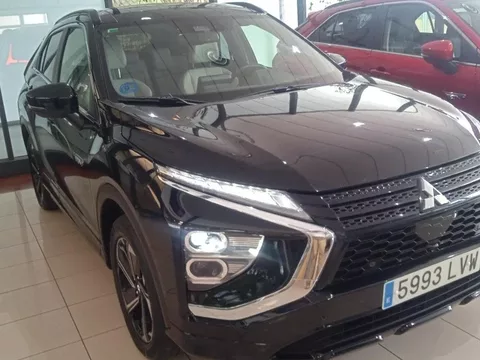 MITSUBISHI Eclipse Cross Eclipse Cross PHEV Kaiteki + 4WD