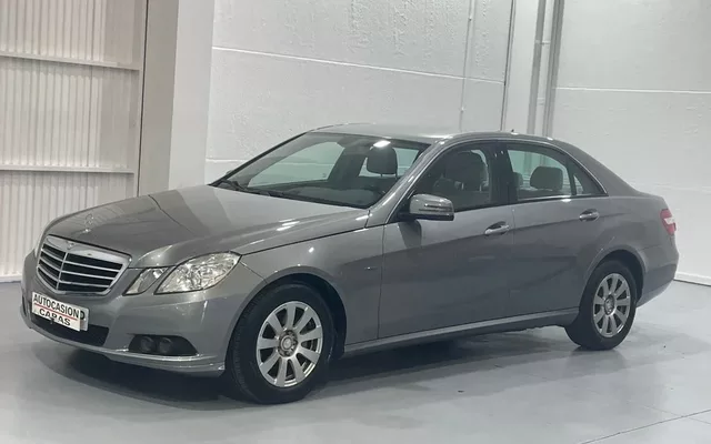 MERCEDES-BENZ Clase E E 220 CDI Blue Efficiency Avantgarde