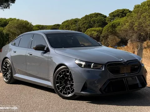 BMW M5 xDrive