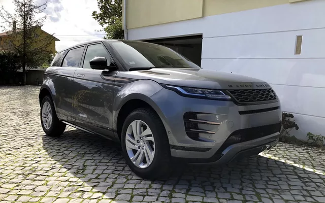 Land Rover Range Rover Evoque 1.5 P300e AWD R-Dynamic Auto