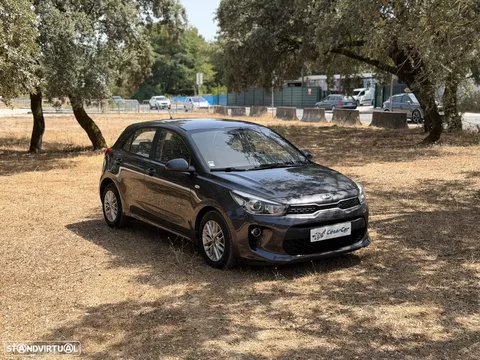 Kia Rio 1.4 CRDi 77 Dream-Team Edition