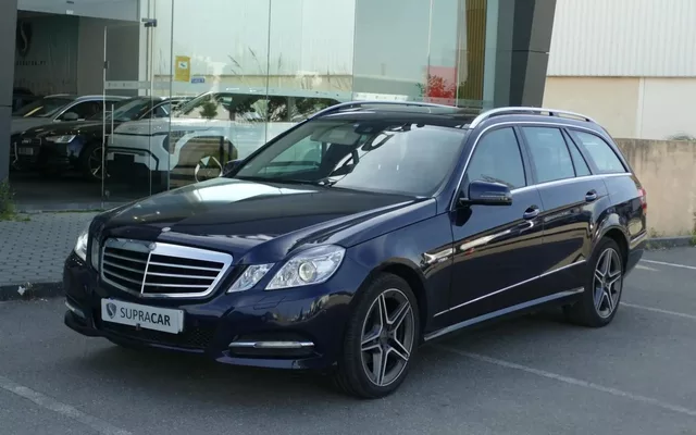 Mercedes-Benz E 220 CDi Avantgarde BE Auto.