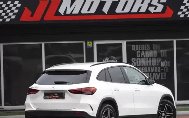 Mercedes-Benz GLA 180 2021 d AMG Line