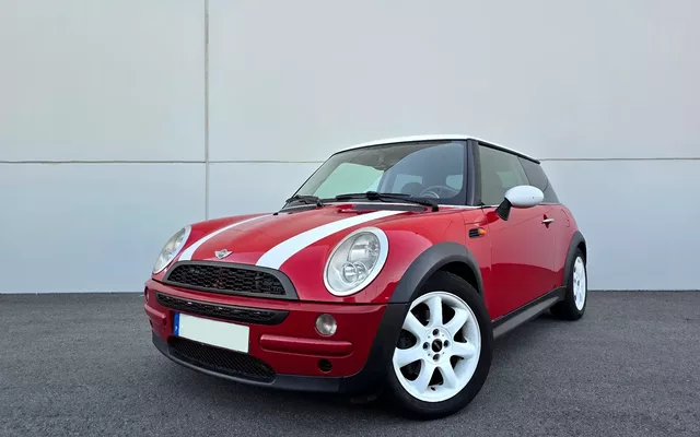 MINI 3 Portas One D