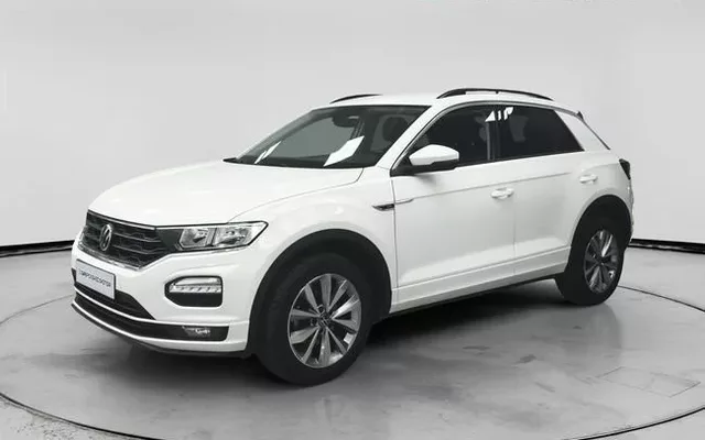 VOLKSWAGEN T-Roc 1.0 TSI 81KW ADVANCE R-LINE 110 5P