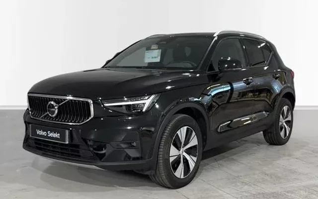 VOLVO XC40 Core, B3 Mild Hybrid, Gasolina