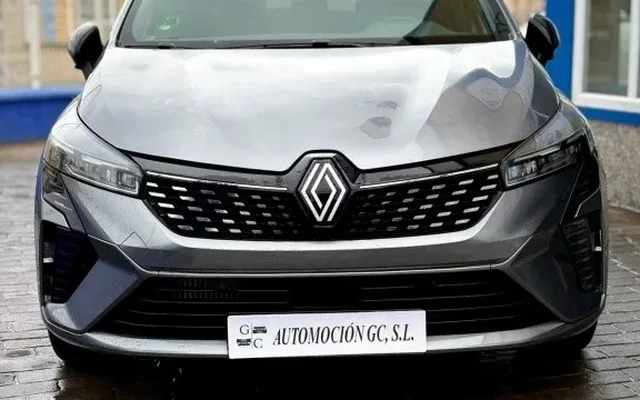 RENAULT Clio Clio TCe Evolution 85kW