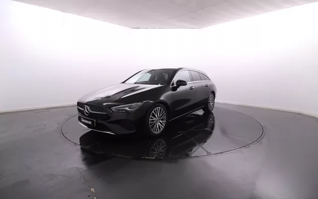 Mercedes-Benz Classe CLA - 180 d Shooting Brake Progressive Advanced Cx. Aut. / Vidros Escurecidos / Estofos em Pele / JLL