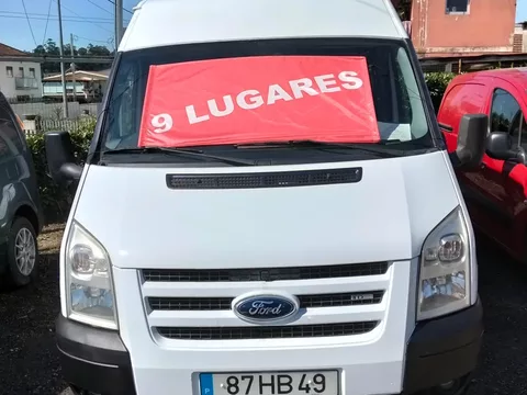 Ford Transit 330L 2.2 TDCi