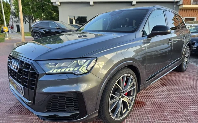 AUDI Q7 Q7 60 TFSIe S line quattro tiptronic