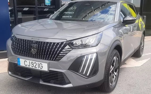 Peugeot 2008 1.2 Allure