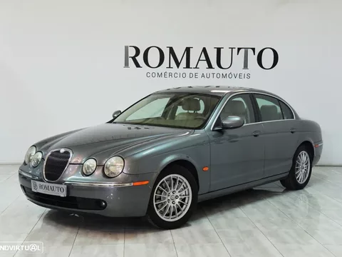 Jaguar S-Type 2.7 D V6 Executive Auto.