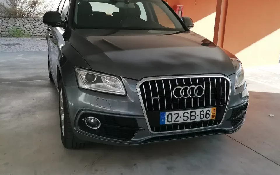 Audi Q5 2.0 TDI quattro S-line S-tronic