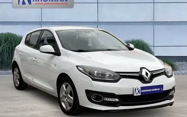 RENAULT Mégane Berlina Life dCi 95 eco2 - 5999€ en Castellon
