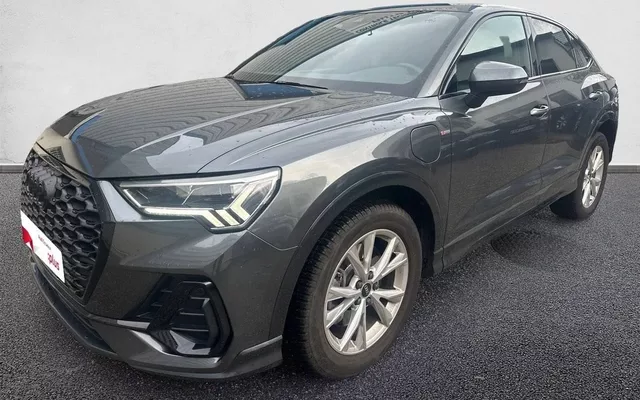 AUDI Q3 Sportback 45 TFSIe 245 ch S tronic 6 S line