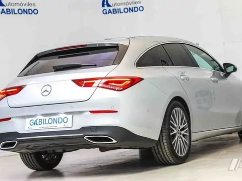 MERCEDES-BENZ Clase CLA Shooting Brake 180 D DCT