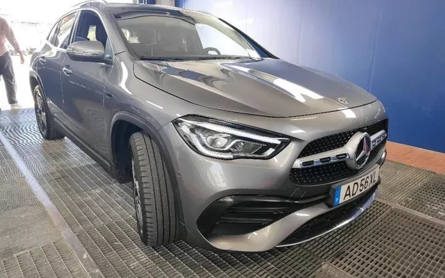 Mercedes-Benz GLA 250 e AMG Line