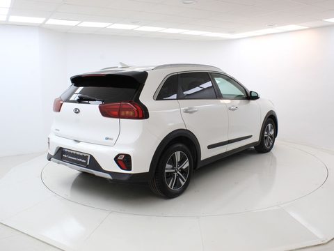 Kia Niro 1.6 GDi HEV 104kW (141CV) Drive