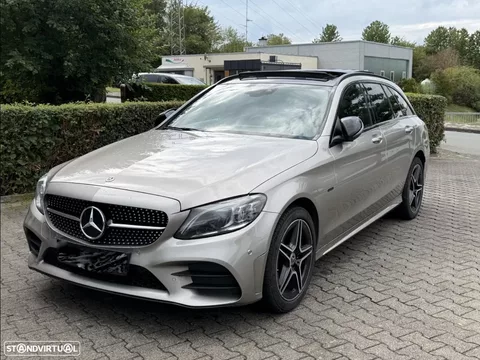 Mercedes-Benz C 300 de T 9G-TRONIC AMG Line