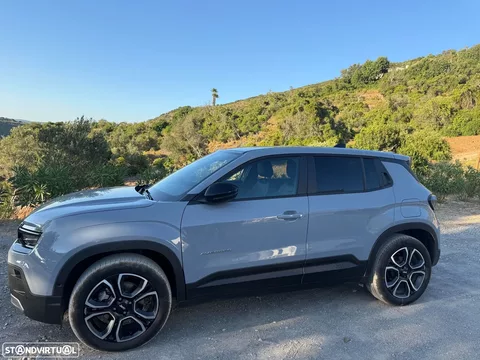 Jeep Avenger 54 kWh Summit