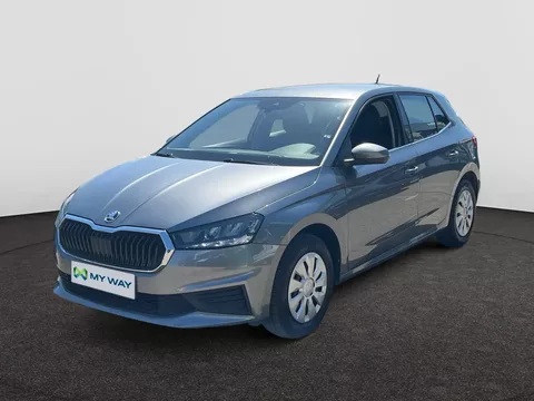 SKODA Fabia GARANTIE CARPLAY SENSOREN A LED KOPLAMPEN LANE ASSIST