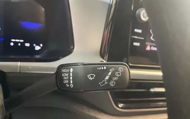 Volkswagen T-Roc 2024 1.0 TSI Black Style