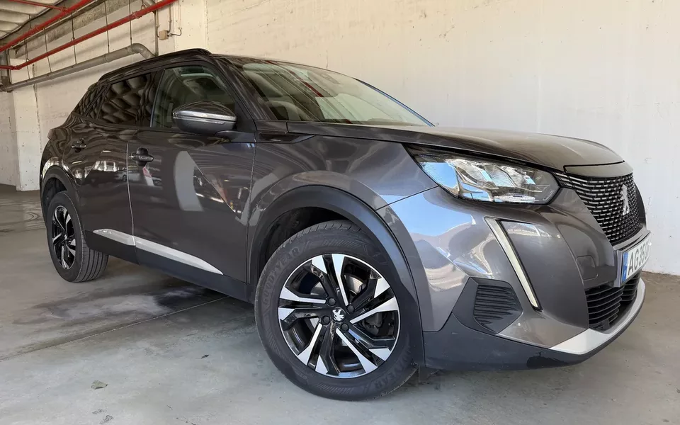 Peugeot 2008 1.5 BlueHDi Allure Pack