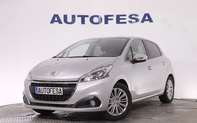 Peugeot 208 1.2 PURE TECH ALLURE 82CV 5P