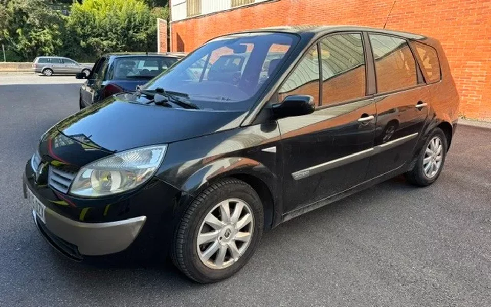 RENAULT Scénic Grand Scénic 2.0DCI Dynamique 7 pl.