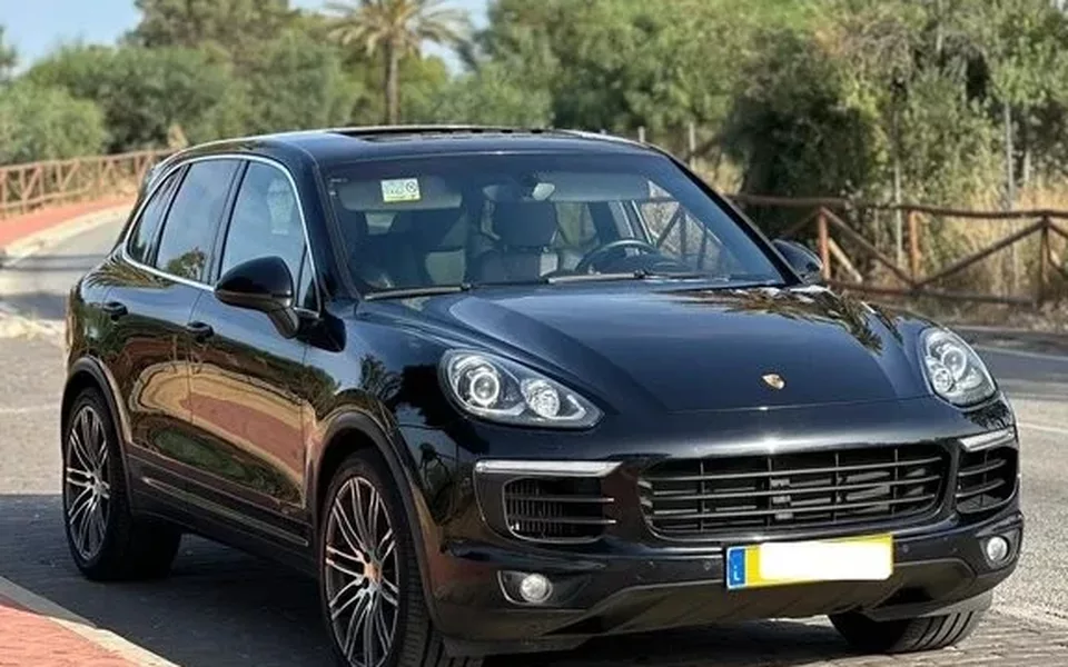 PORSCHE Cayenne S