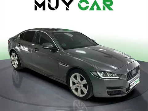 JAGUAR XE XE 2.0 Diesel Pure Aut. 180