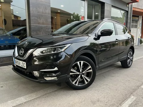 Vendido: NISSAN Qashqai Qashqai 1.5dCi Tekna DCT 4x2 85kW - 18990€ en Olot