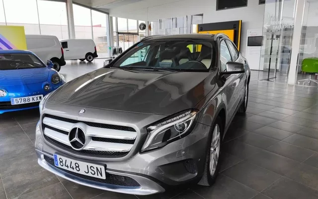 MERCEDES-BENZ Clase GLA GLA 200CDI Urban 7G-DCT - 24300€ en Medina de pomar