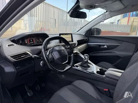 PEUGEOT 3008 SUV 3008 1.6BlueHDi Allure S&S 120