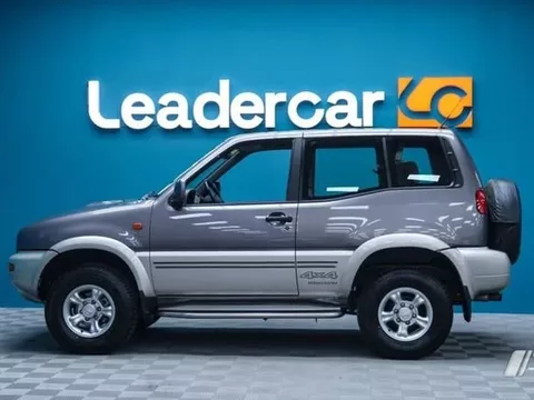 NISSAN Terrano Terrano SE 2.7 TDI